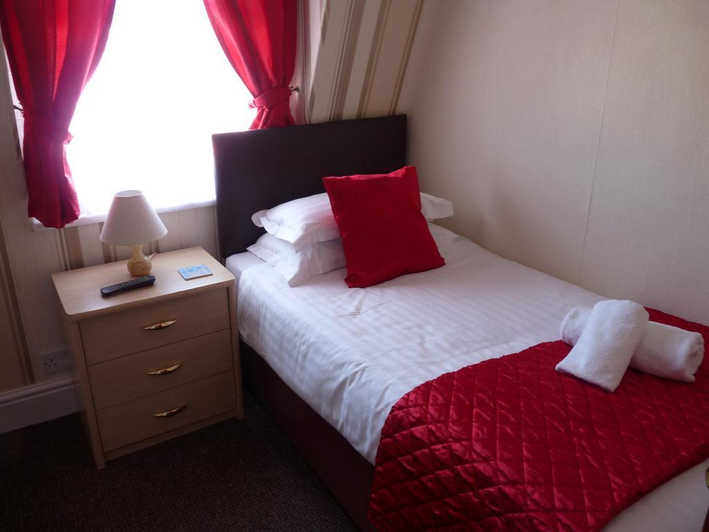 The Cumbrian Hotel ブラックプール エクステリア 写真